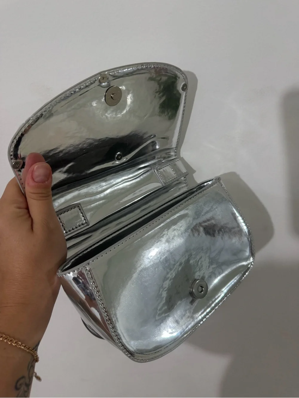 Women's Metallic Silver Shoulder Bag